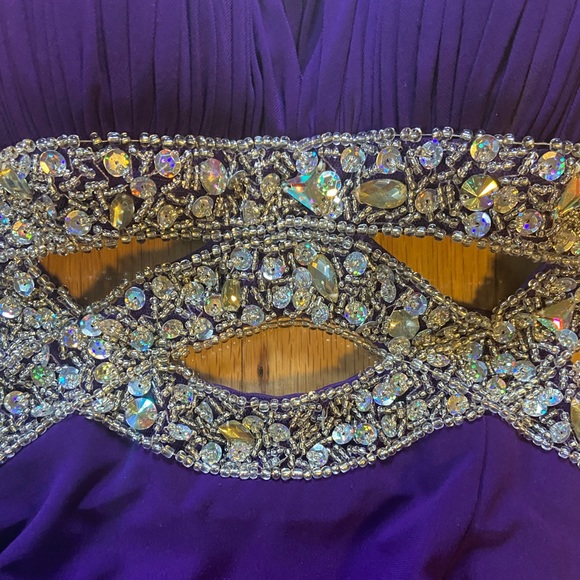 Formal/Prom Dress - Picture 4 of 8